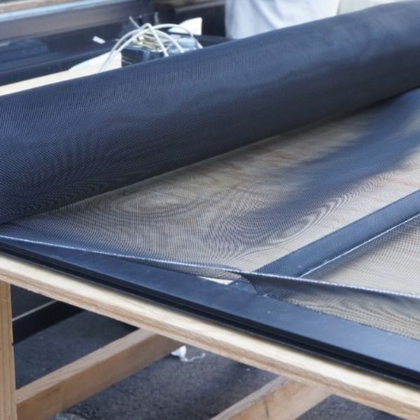 清水区の網戸張替 GW中も伺います